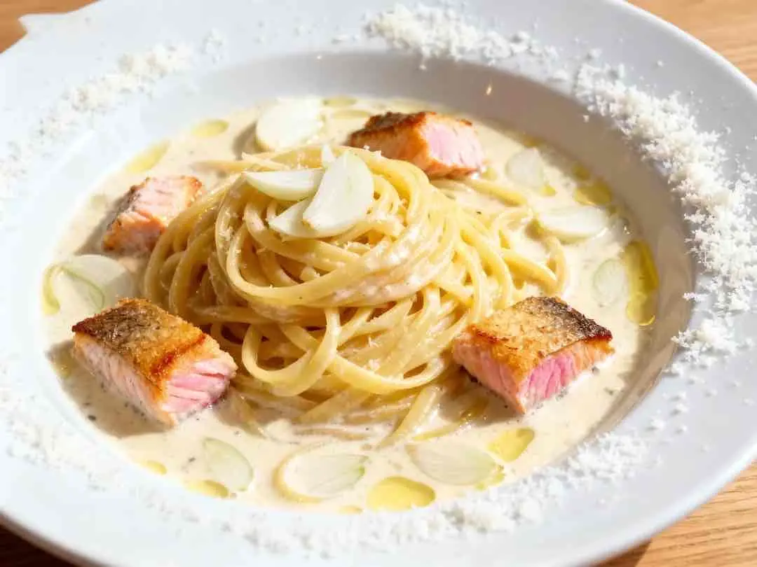 Herb Cream Sauce Salmon